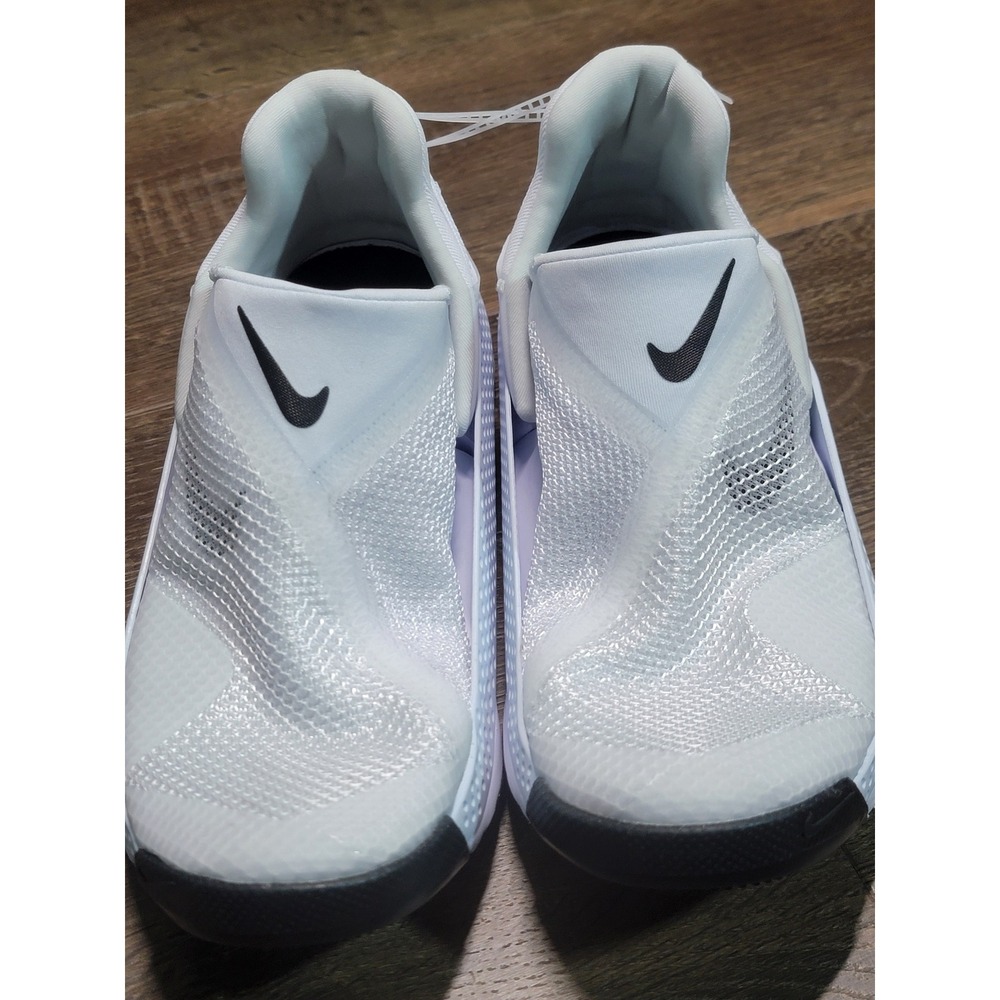 Nike Go FlyEase White Black Hands Free Slip On‎ Sneakers DR5540-102 Womens 6.5